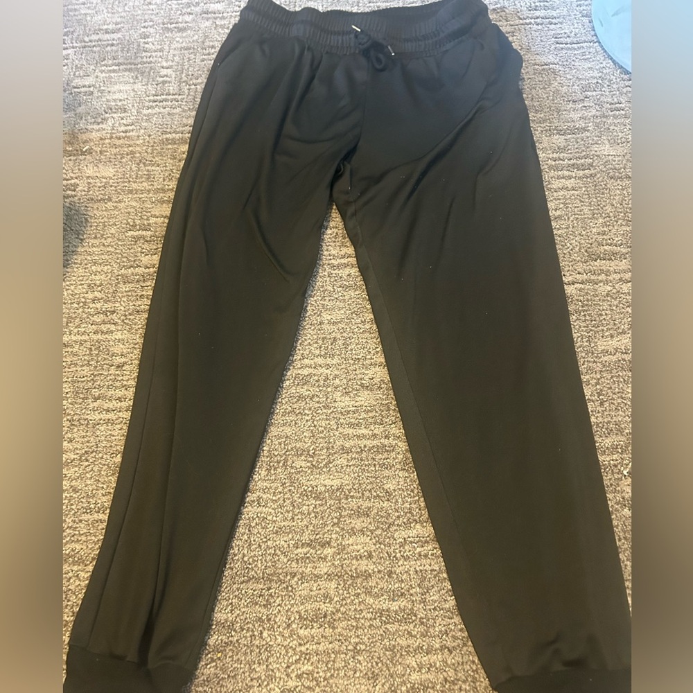 Black jogger pants